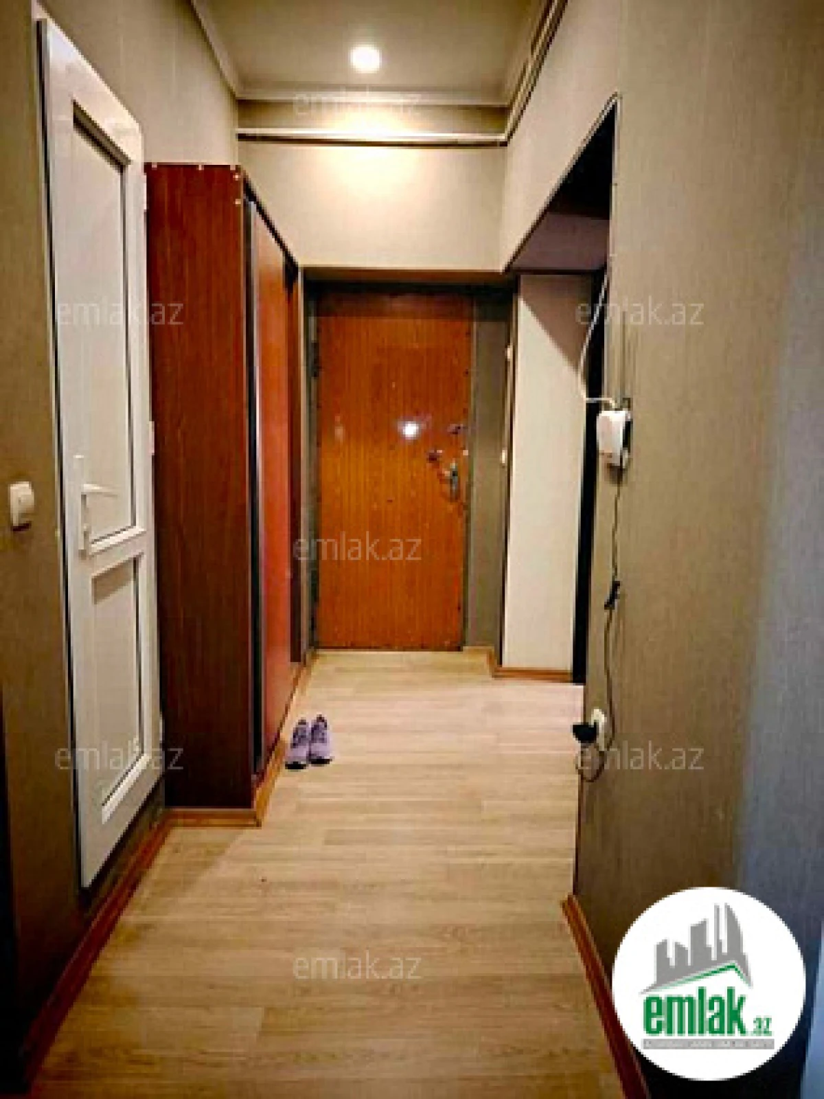 Satılır 5 otaqlı köhnə tikili 115 m²