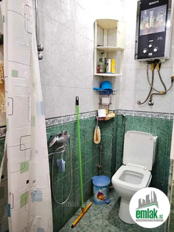 Satılır 5 otaqlı köhnə tikili 115 m²