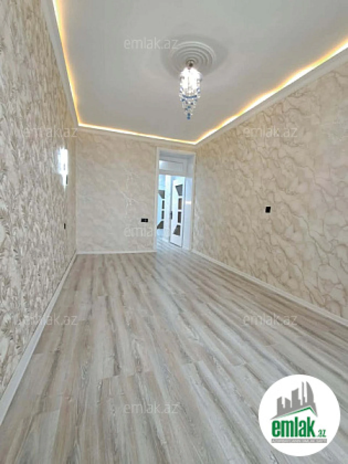 Satılır 2 otaqlı yeni tikili 68 m²