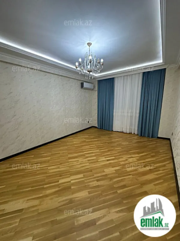 Satılır 3 otaqlı yeni tikili 130 m²