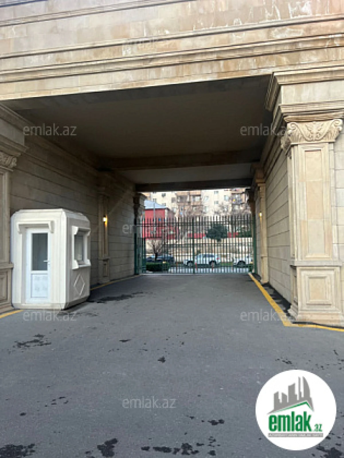 Satılır 2 otaqlı yeni tikili 65 m²