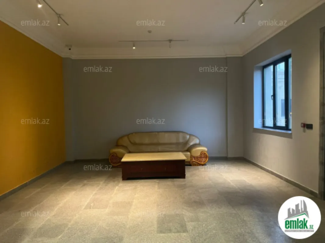 Satılır 2 otaqlı yeni tikili 65 m²