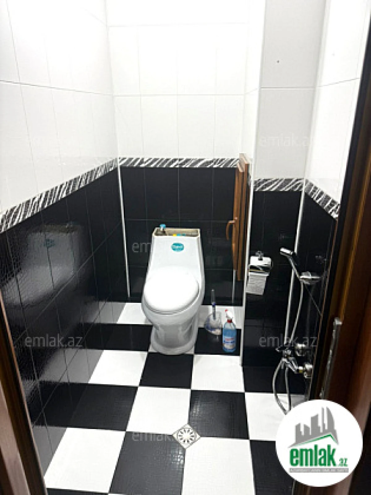 Satılır 2 otaqlı yeni tikili 85 m²