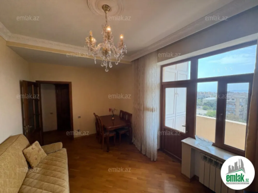 Satılır 2 otaqlı yeni tikili 70 m²