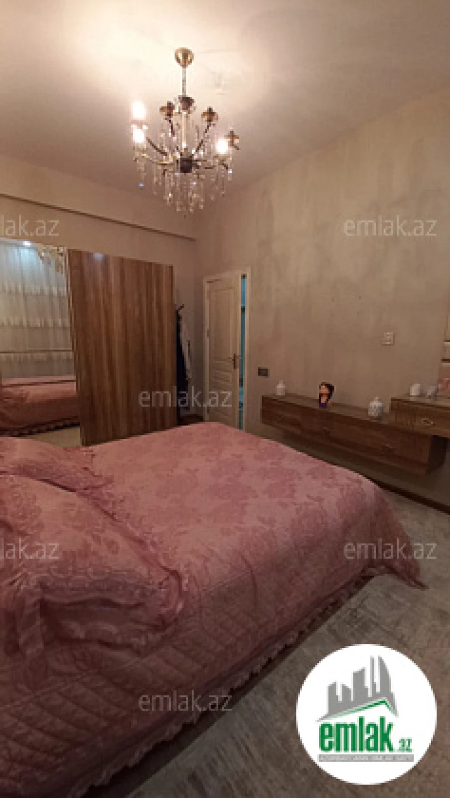 Satılır 4 otaqlı yeni tikili 125 m²