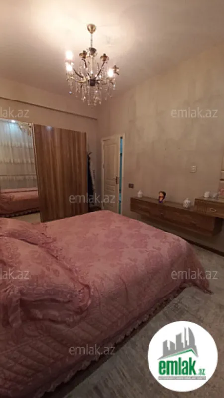 Satılır 4 otaqlı yeni tikili 125 m²
