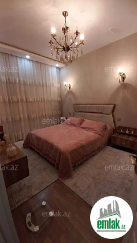 Satılır 4 otaqlı yeni tikili 125 m²