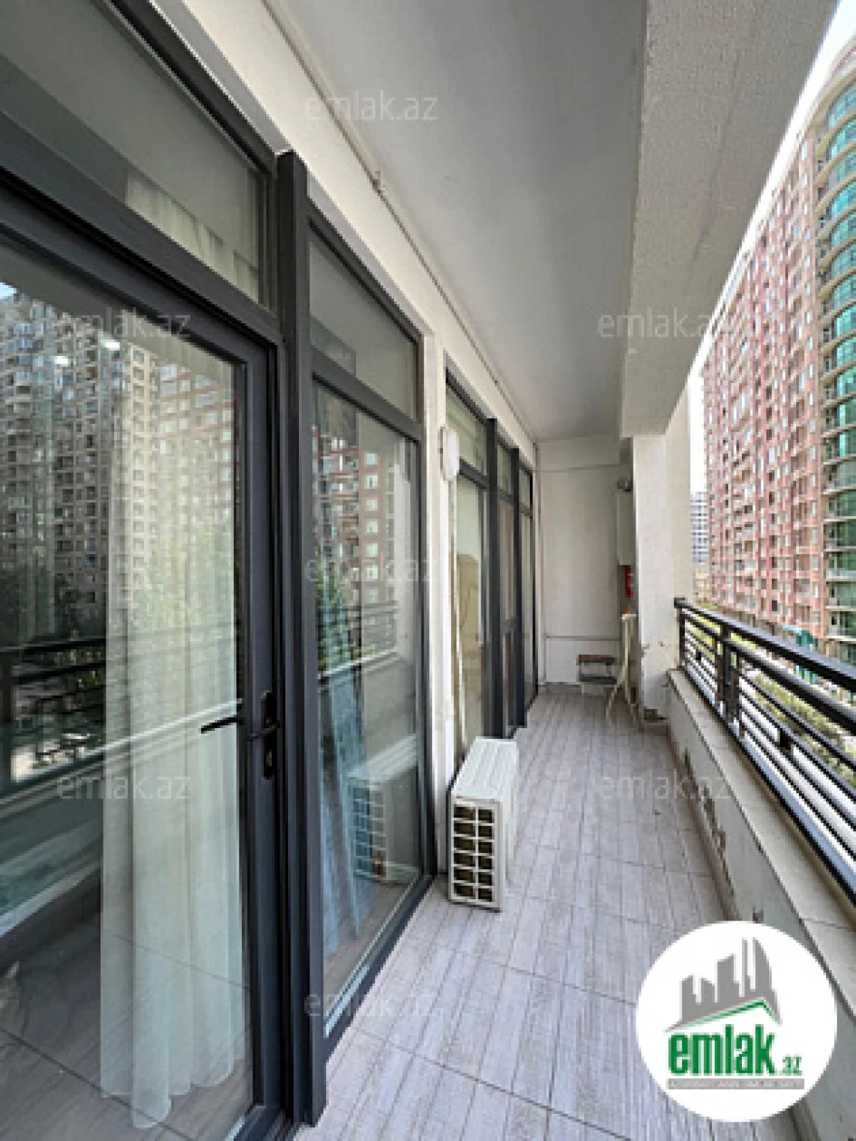 Satılır 3 otaqlı yeni tikili 87 m²