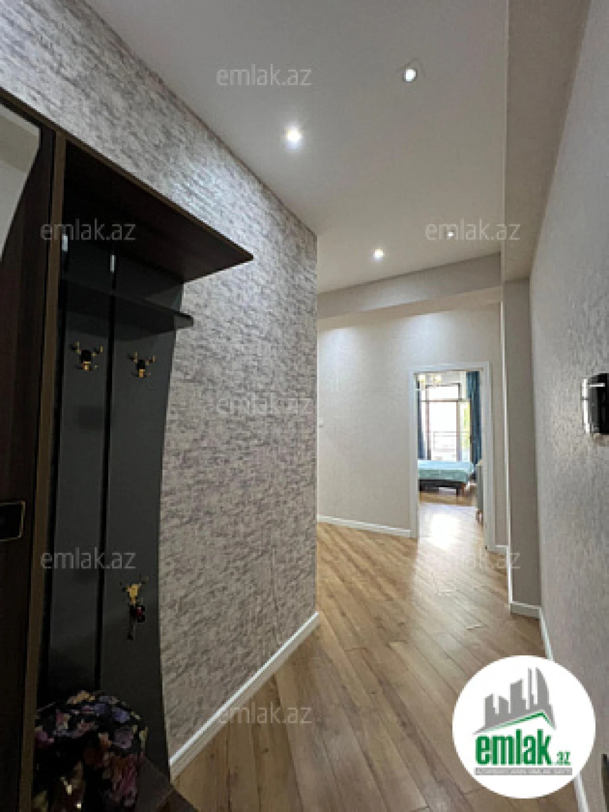 Satılır 3 otaqlı yeni tikili 87 m²