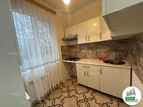 Satılır 2 otaqlı köhnə tikili 55 m²