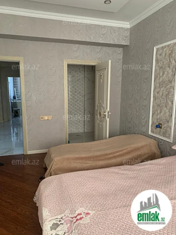 Satılır 3 otaqlı yeni tikili 143 m²