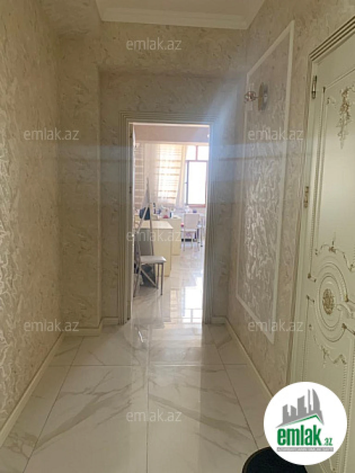 Satılır 3 otaqlı yeni tikili 143 m²