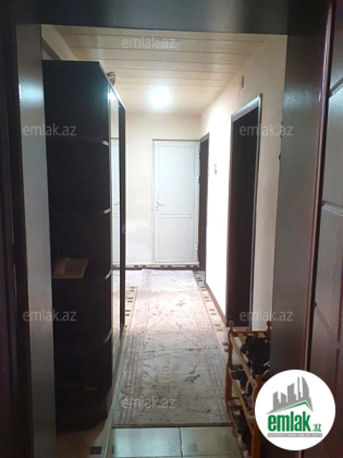 Satılır 3 otaqlı köhnə tikili 90 m²