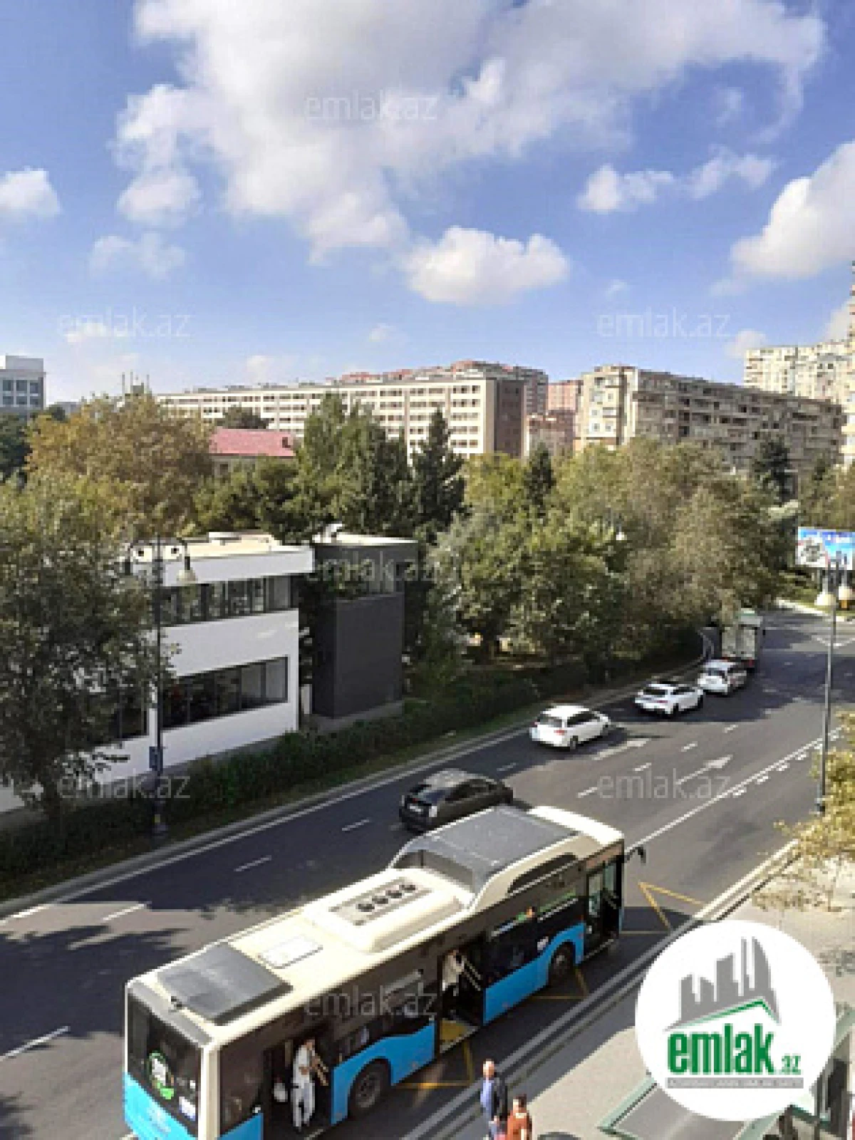 Satılır 3 otaqlı köhnə tikili 90 m²