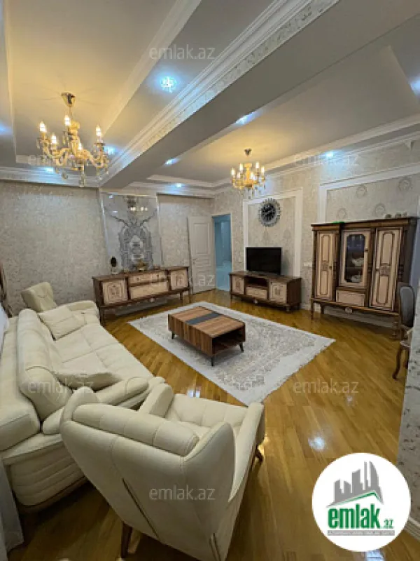 Satılır 3 otaqlı yeni tikili 132 m²