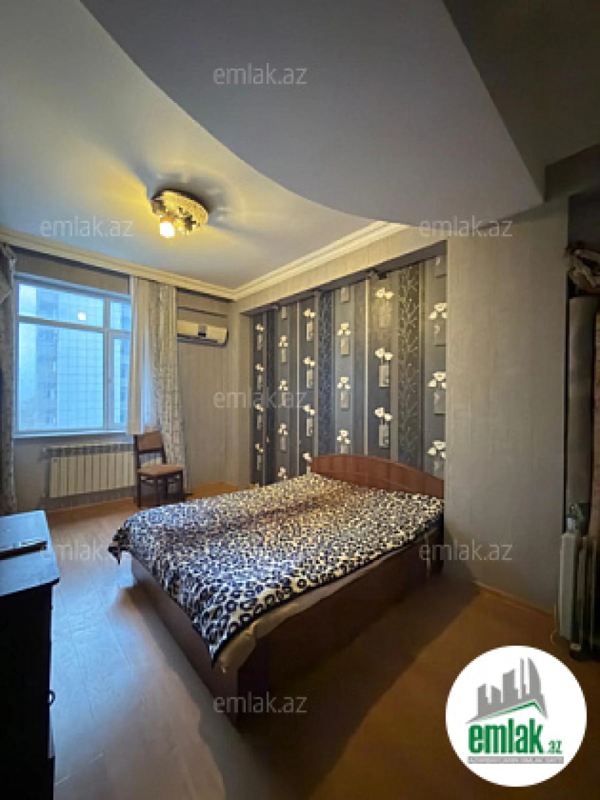 Satılır 3 otaqlı yeni tikili 100 m²