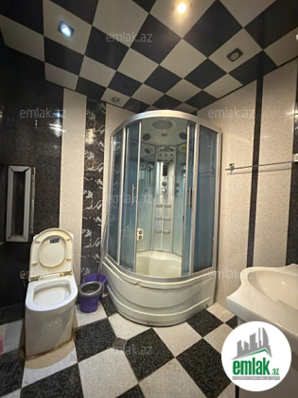 Satılır 3 otaqlı yeni tikili 100 m²