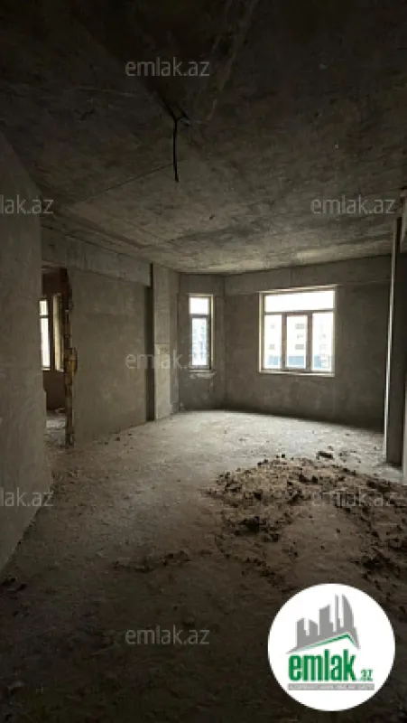 Satılır 5 otaqlı yeni tikili 225 m²