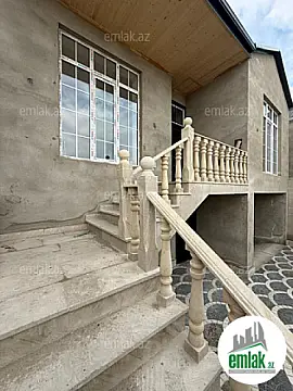 Satılır 4 otaqlı həyət evi 125 m²