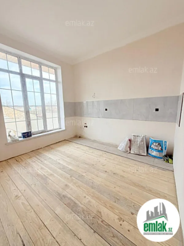 Satılır 4 otaqlı həyət evi 125 m²