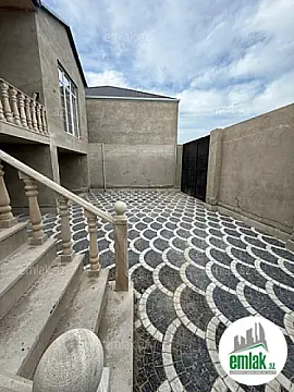 Satılır 4 otaqlı həyət evi 125 m²