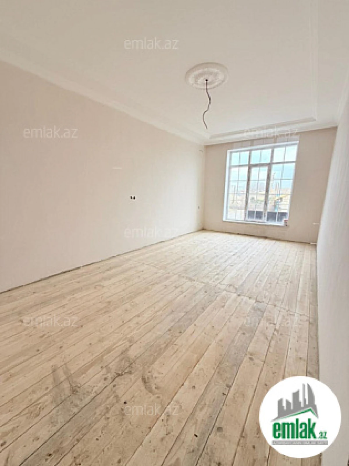 Satılır 4 otaqlı həyət evi 125 m²
