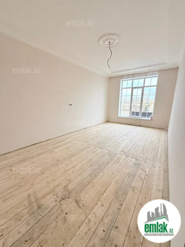 Satılır 4 otaqlı həyət evi 125 m²