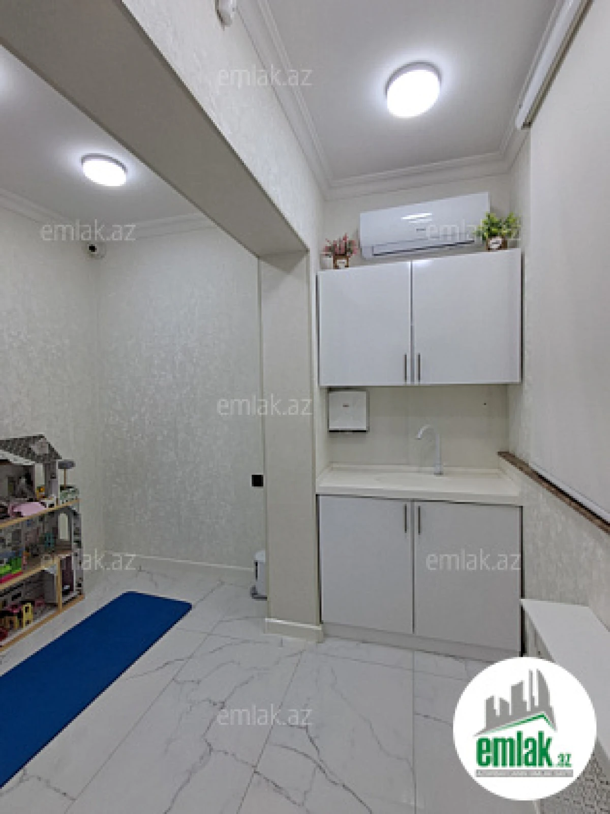 Satılır 5 otaqlı obyekt 100 m²