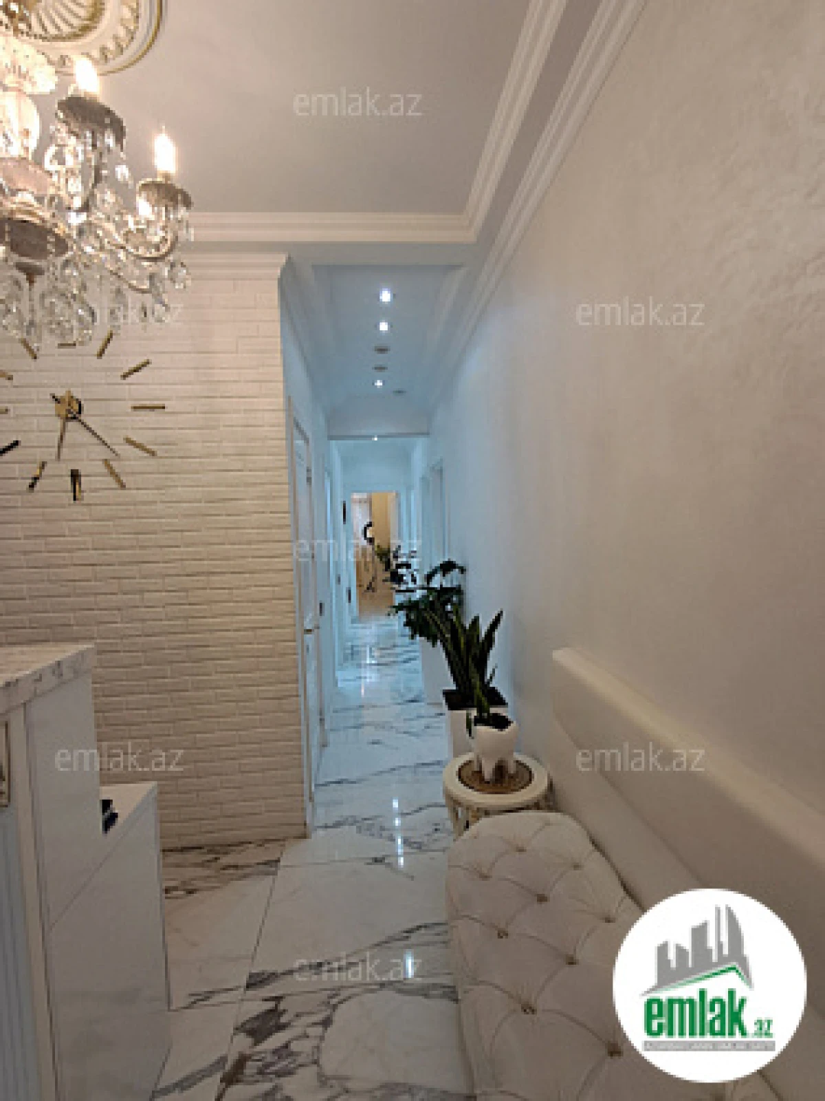 Satılır 5 otaqlı obyekt 100 m²