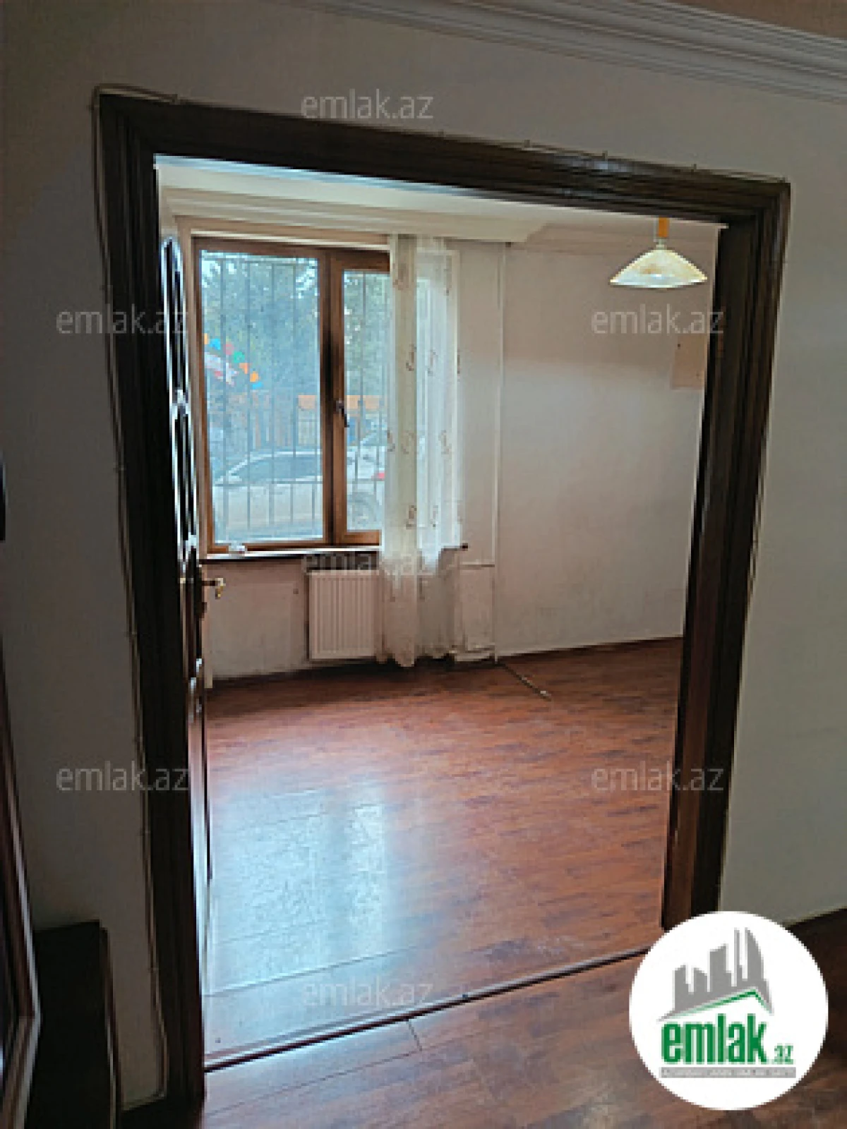 Satılır 2 otaqlı köhnə tikili 42 m²