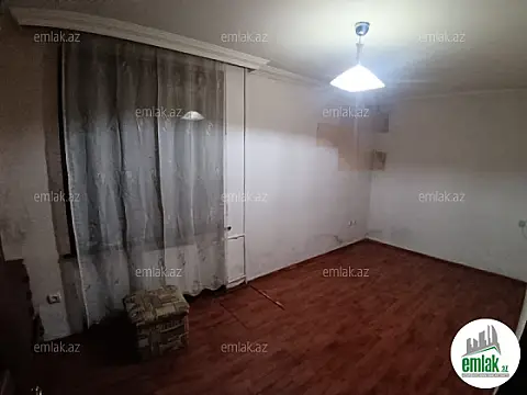 Satılır 2 otaqlı köhnə tikili 42 m²