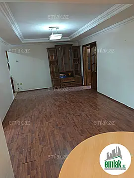 Satılır 2 otaqlı köhnə tikili 42 m²