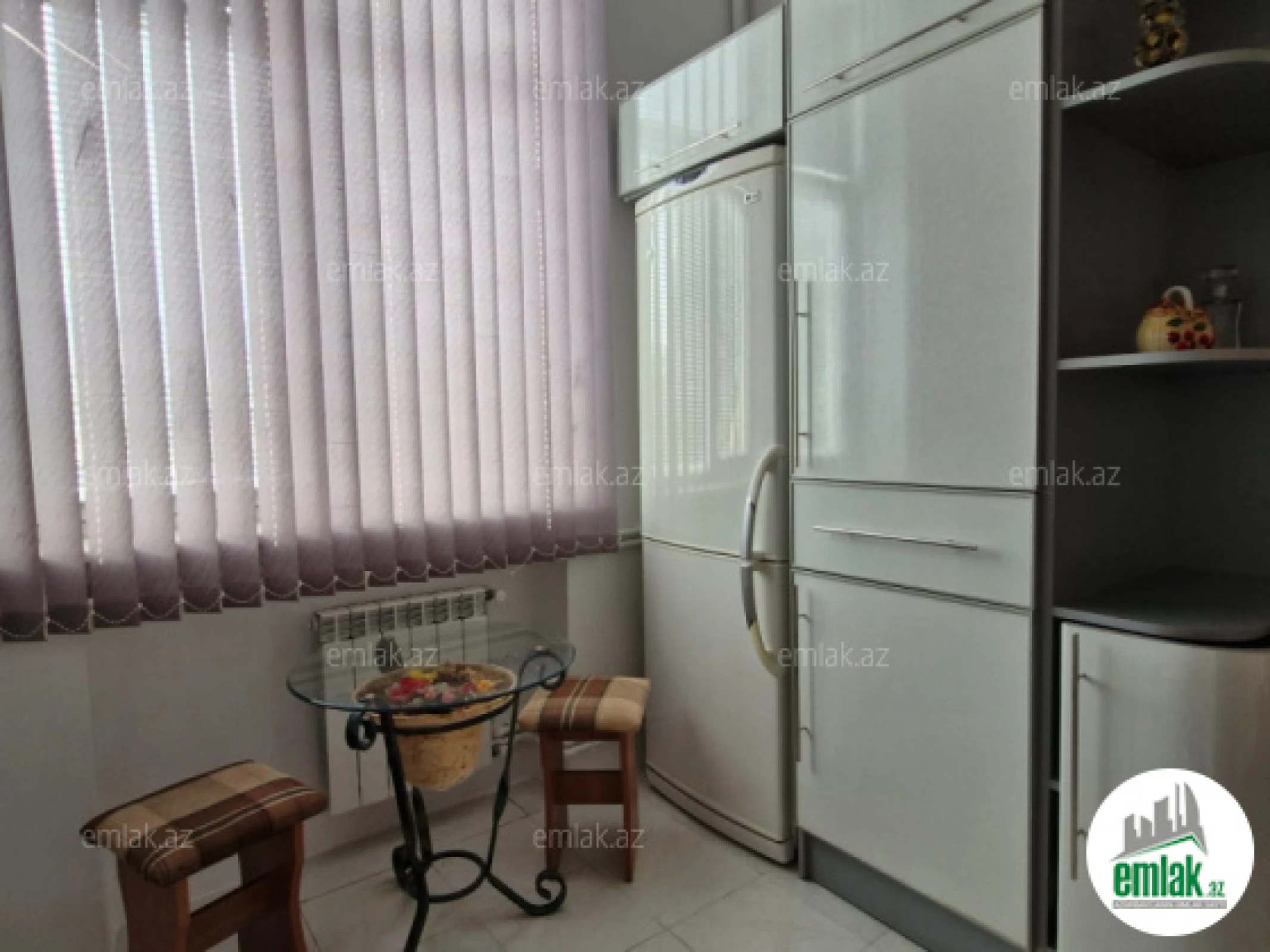 Satılır 3 otaqlı köhnə tikili 80 m²