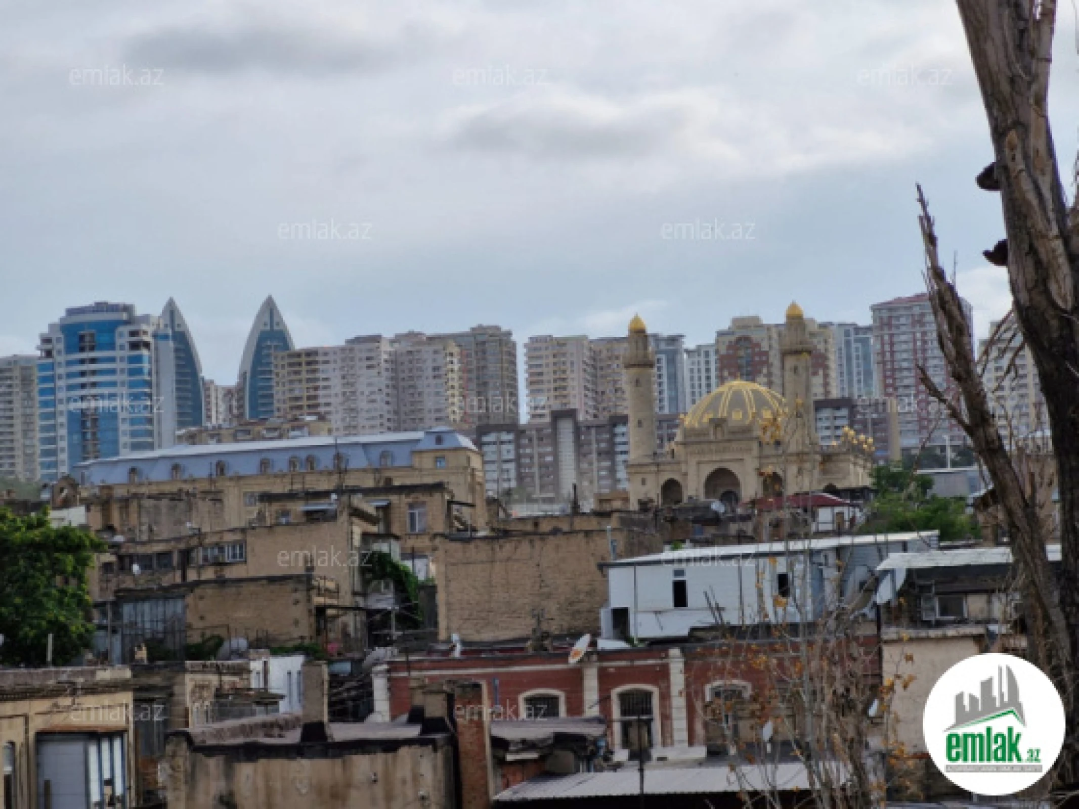 Satılır 3 otaqlı köhnə tikili 80 m²