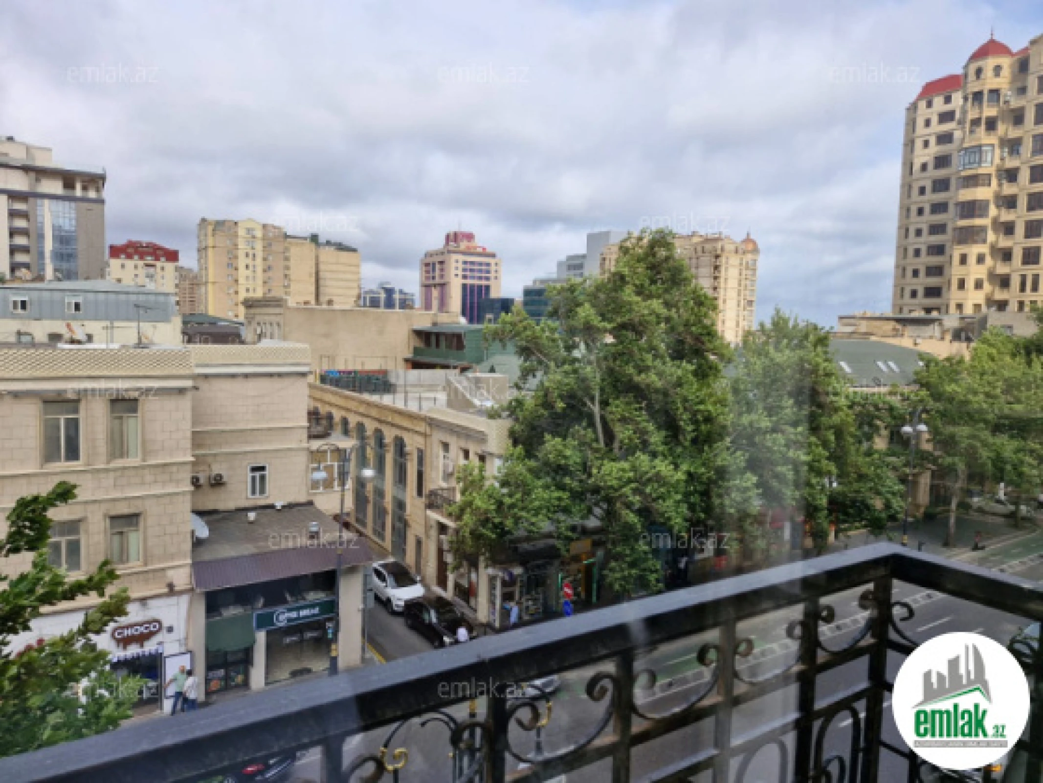 Satılır 3 otaqlı köhnə tikili 80 m²