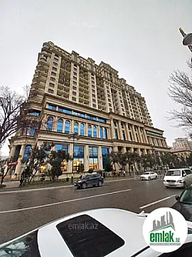 Satılır 4 otaqlı yeni tikili 152.2 m²