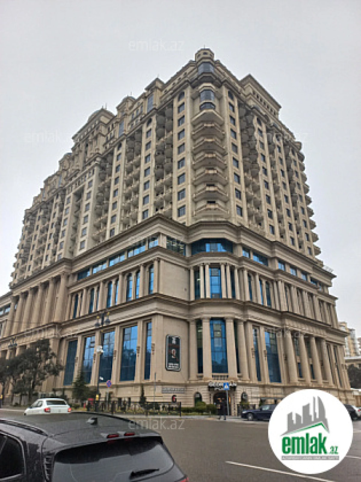 Satılır 4 otaqlı yeni tikili 152.2 m²