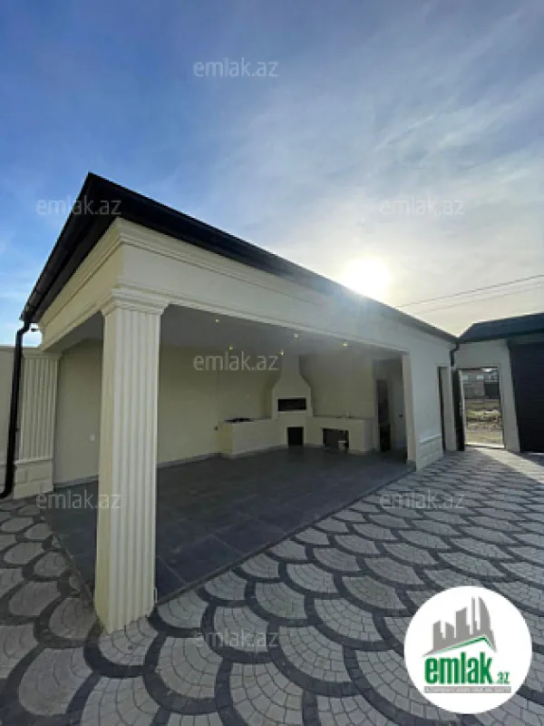 Satılır 6 otaqlı həyət evi 3 m²