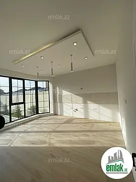 Satılır 6 otaqlı həyət evi 3 m²