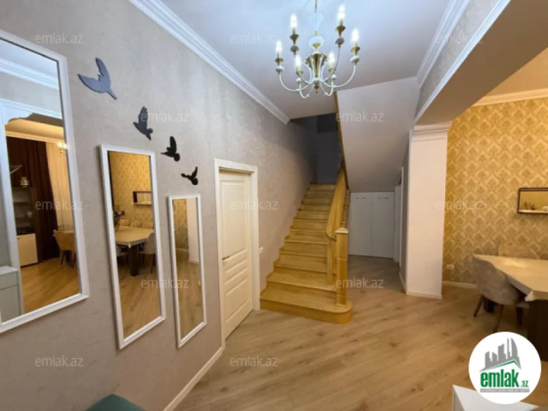 Satılır 4 otaqlı həyət evi 150 m²
