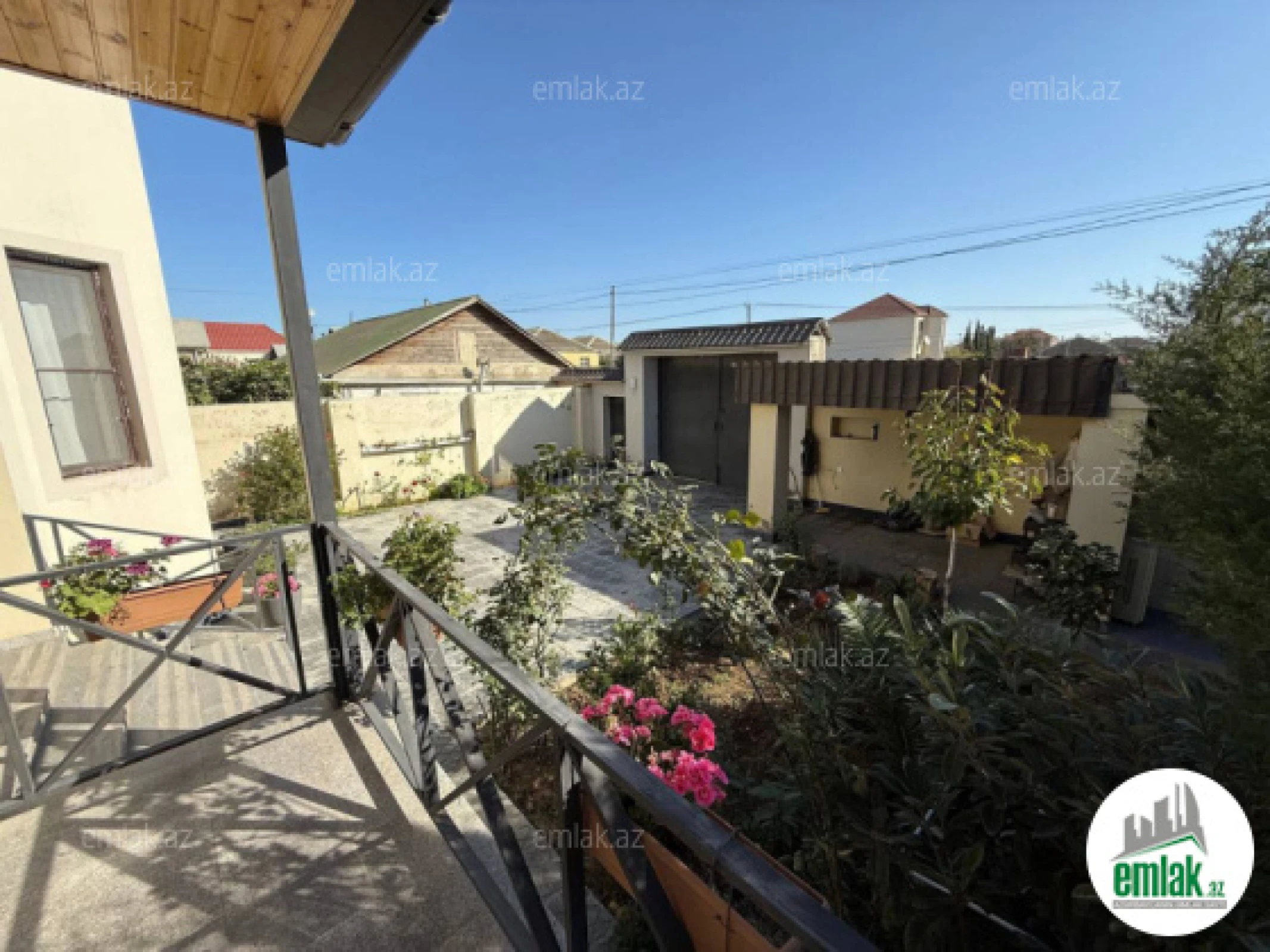 Satılır 4 otaqlı həyət evi 150 m²