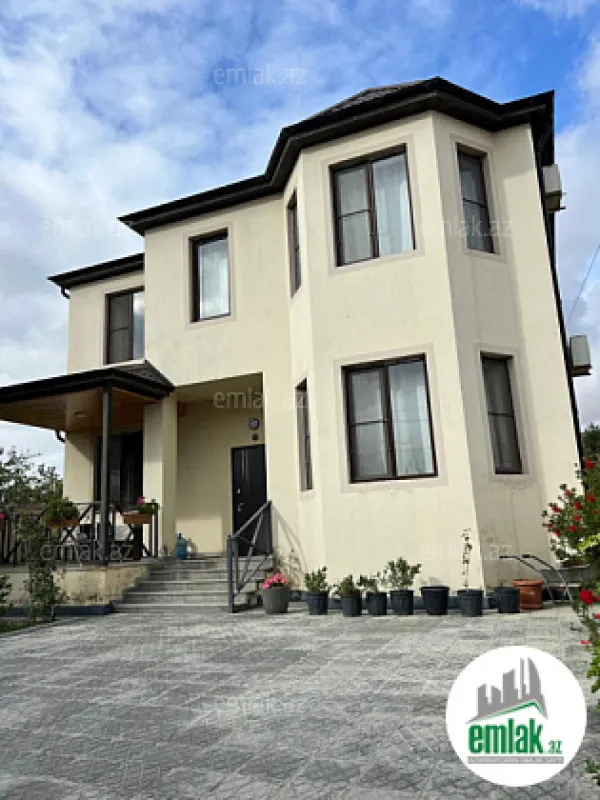 Satılır 4 otaqlı həyət evi 150 m²