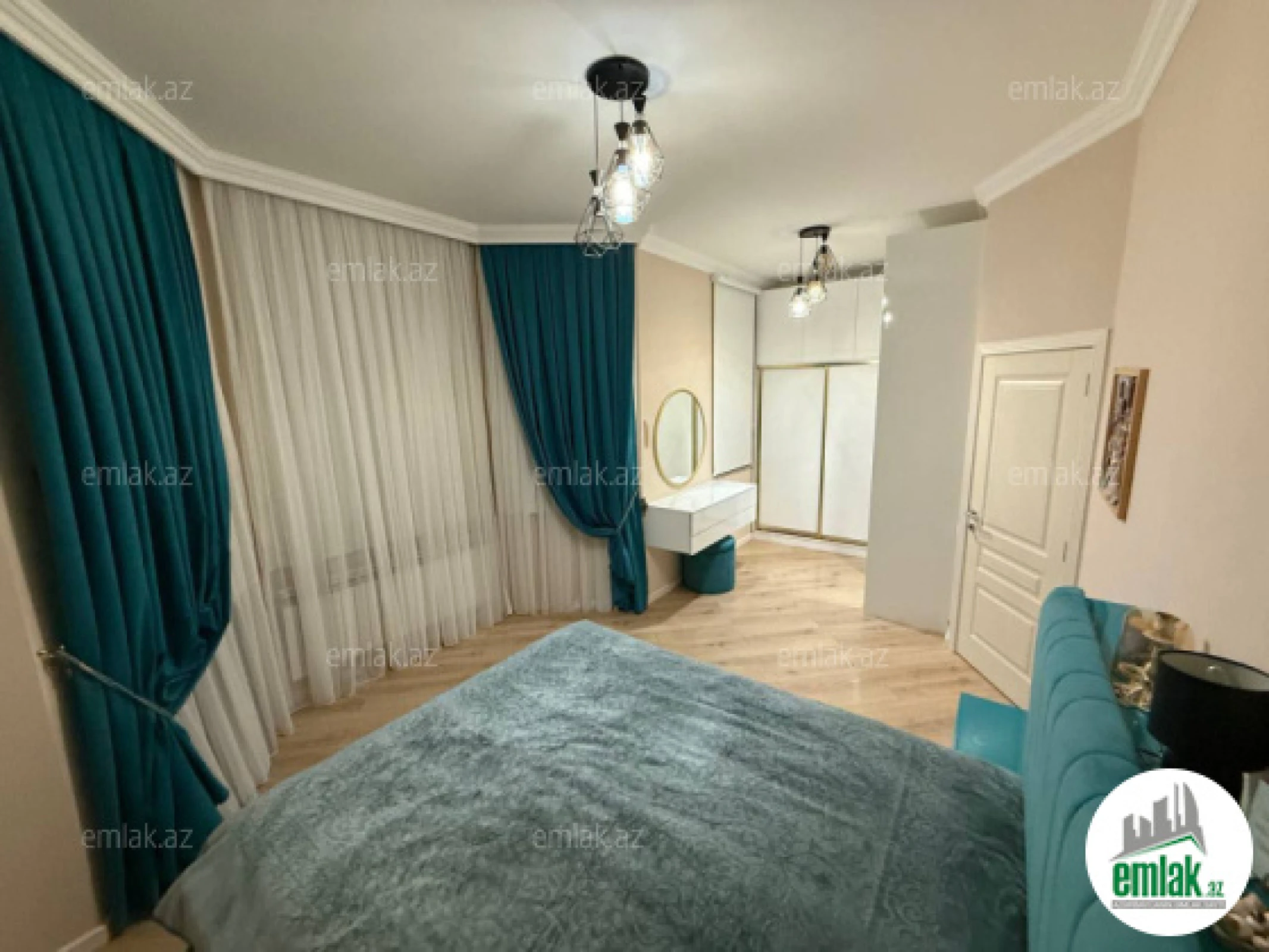 Satılır 4 otaqlı həyət evi 150 m²