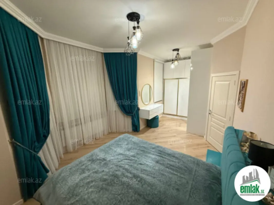 Satılır 4 otaqlı həyət evi 150 m²