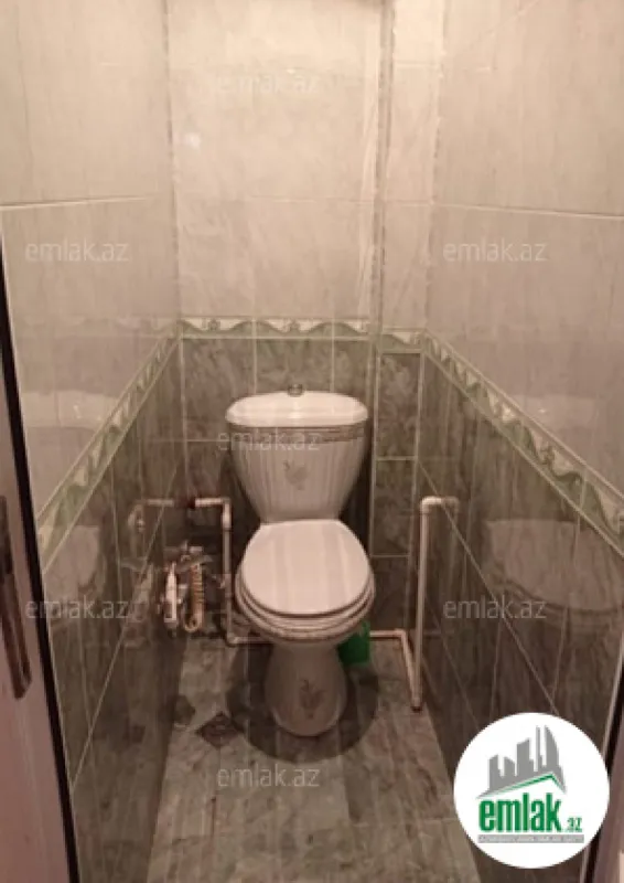 Satılır 2 otaqlı köhnə tikili 55 m²