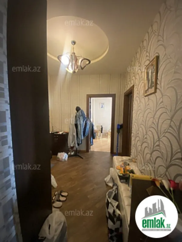 Satılır 3 otaqlı yeni tikili 105 m²
