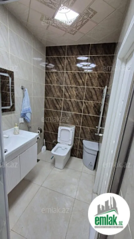 Satılır 3 otaqlı yeni tikili 85 m²