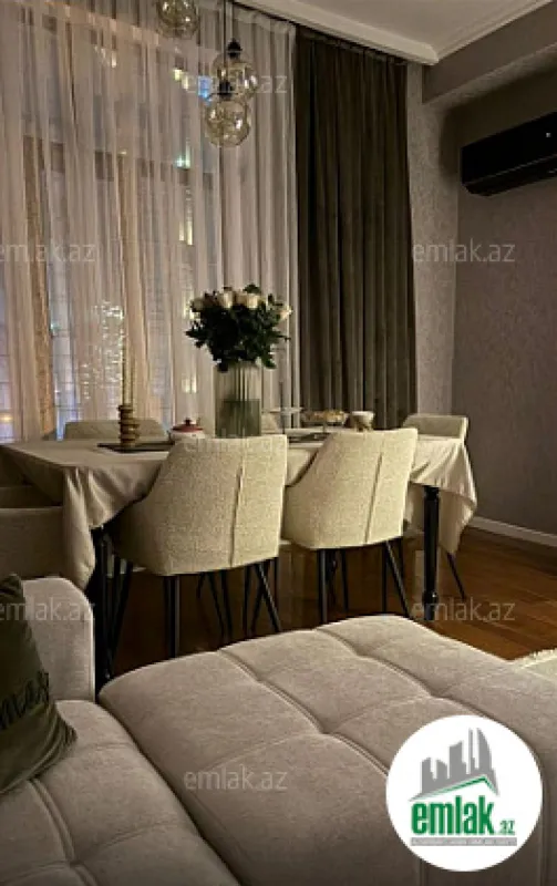 Satılır 3 otaqlı yeni tikili 95.5 m²