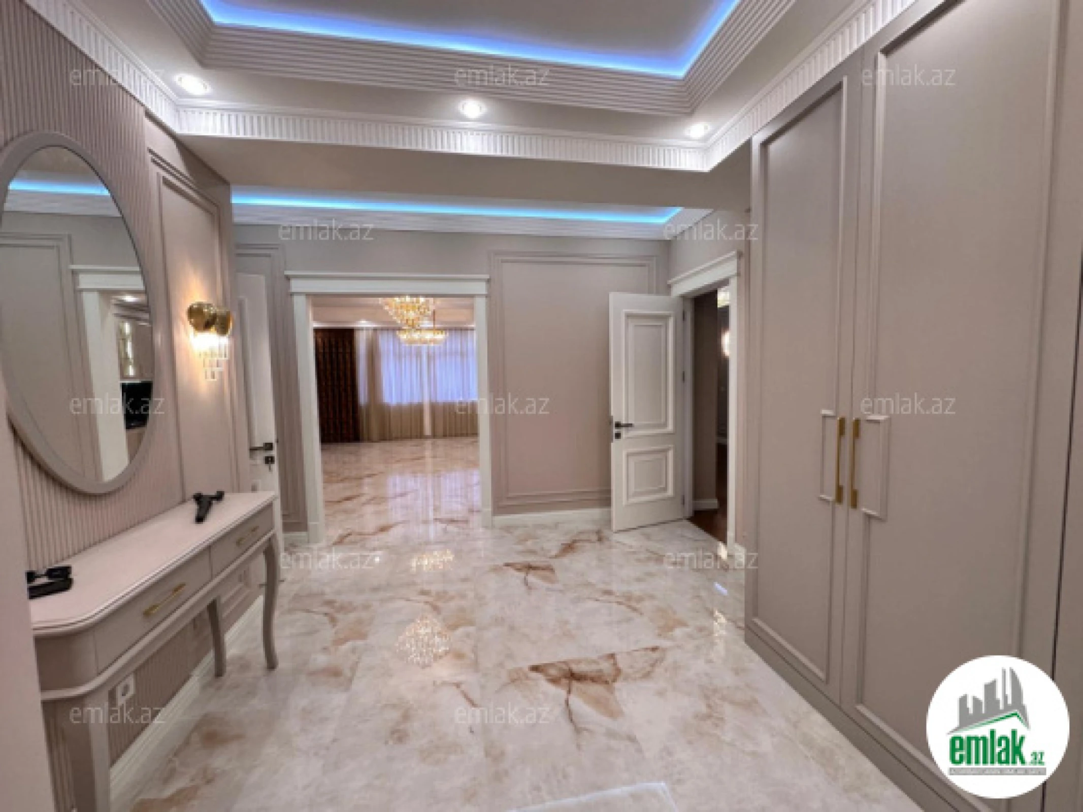 Satılır 3 otaqlı yeni tikili 115 m²