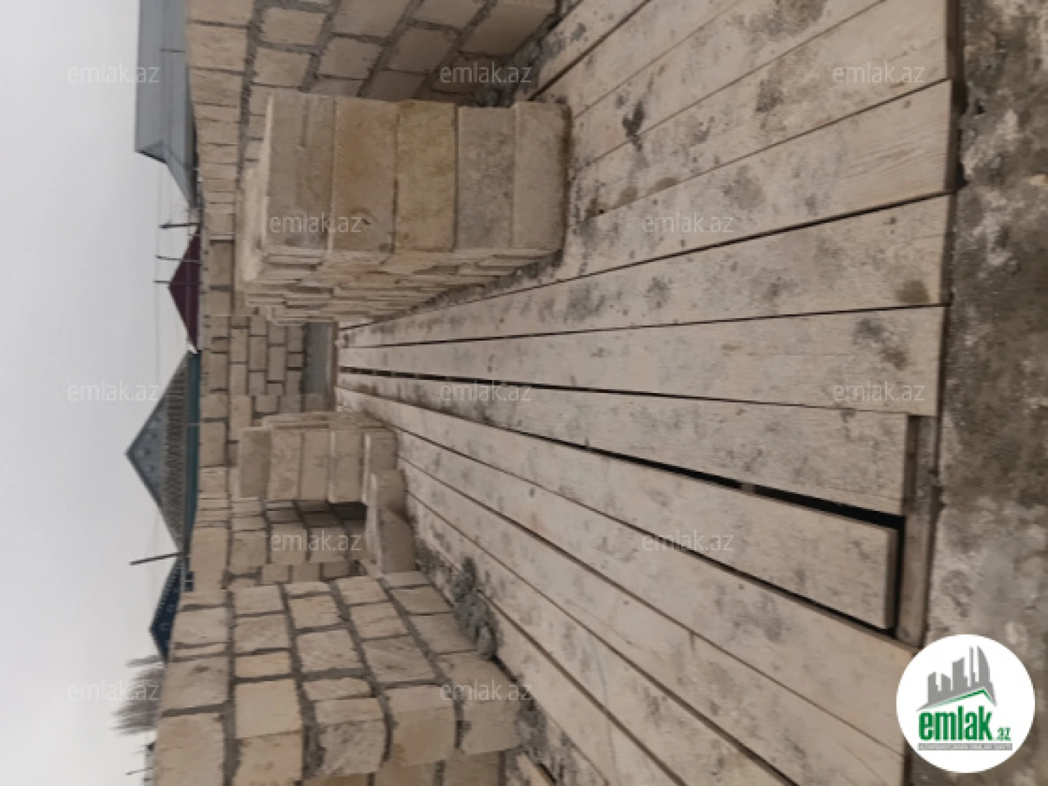 Satılır 4 otaqlı həyət evi 132 m²